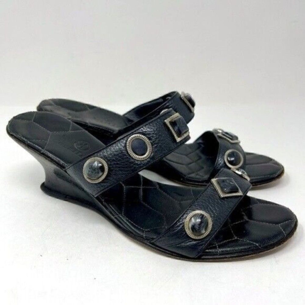Cole Haan womans Vintage wedged heels 6B BoxS jeweled black leather